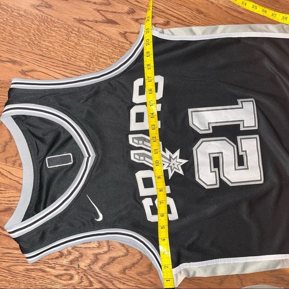 Nike NBA Authentics Tim Duncan Spurs Jersey - Picture 10 of 12